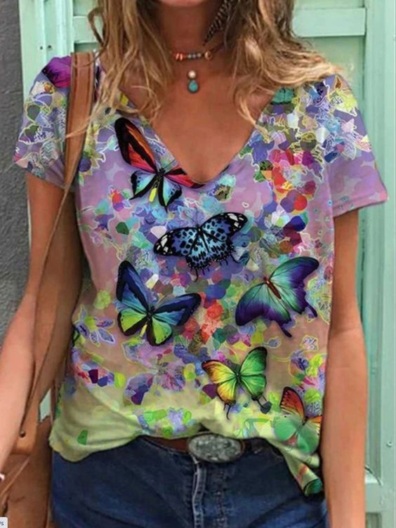 En stock 2021 crossover mujer algodón manga corta cuello V estampado 3D street hipster manga corta multicolor holgada mujer camiseta Application Scenario
