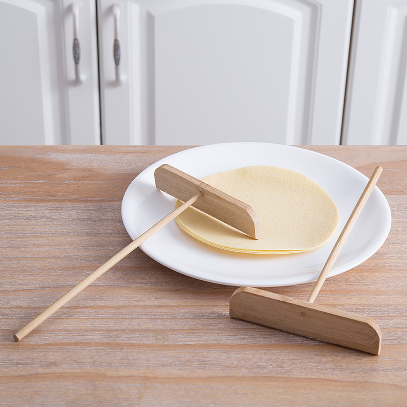 Pancake Tool Rake Omelette Scraper Bamboo Dragonfly Griddle Pan Gift Kitchen Gadget Application Scenario