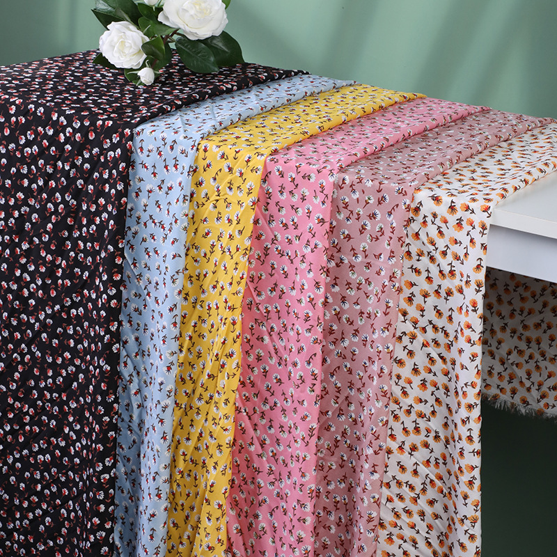 Fashionable and fresh floral print fabric, Korean silk clothing printed fabric, polyester shuttle fabric in stock for wholesale