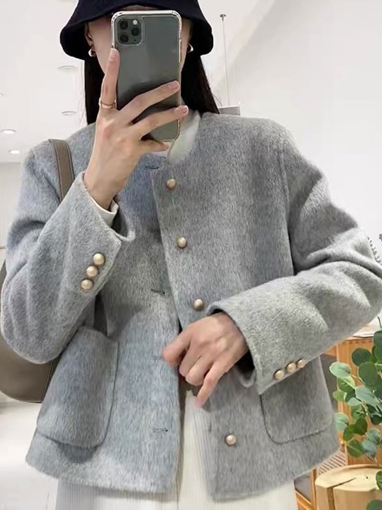 2023 Spring New Double-Sided Cashmere Coat Short Small Fashion Woolen Feel Women's Coat details Picture