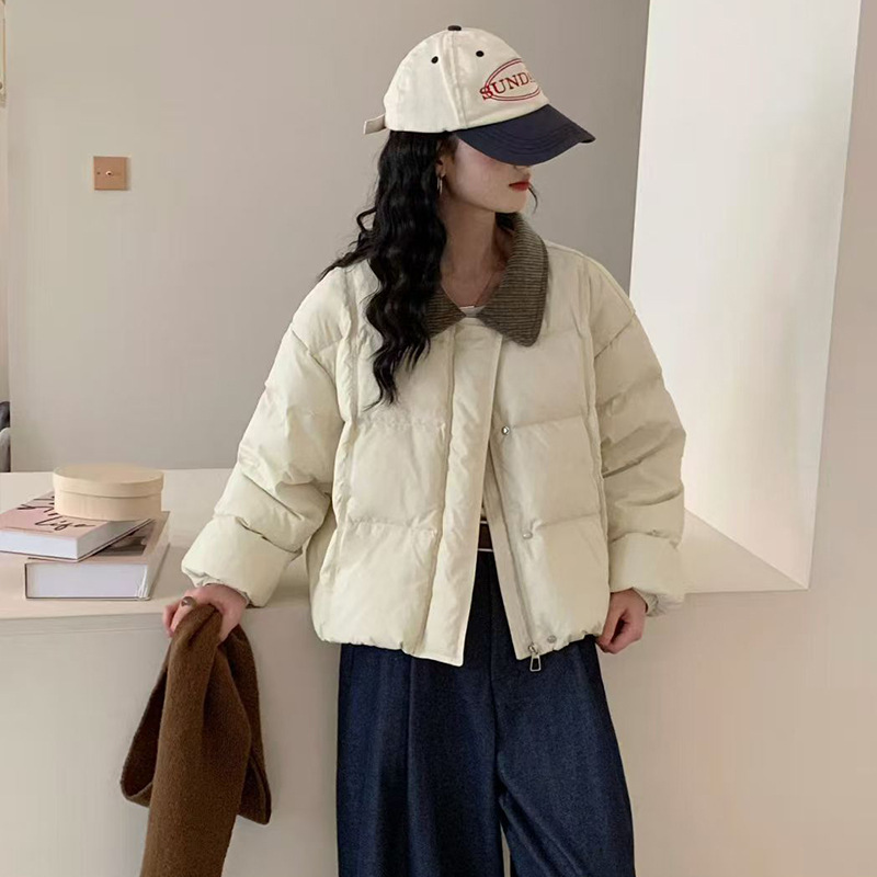 A new small lapel winter white duck down jacket with a high-end Korean-style lapel and color contrast, a niche down jacket for women Specification image