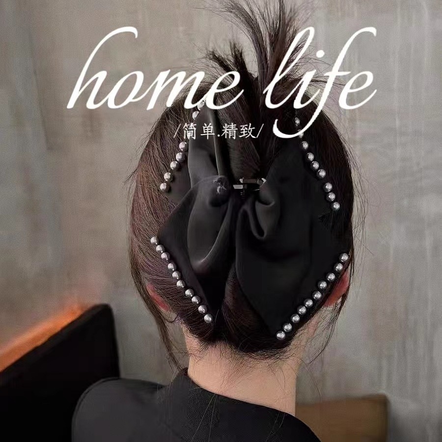 Vintage Pearl Bow Clip Women's Back Of Head Simple Disc Hair Clip Advanced Sense Shark Clip 2024 New details Picture