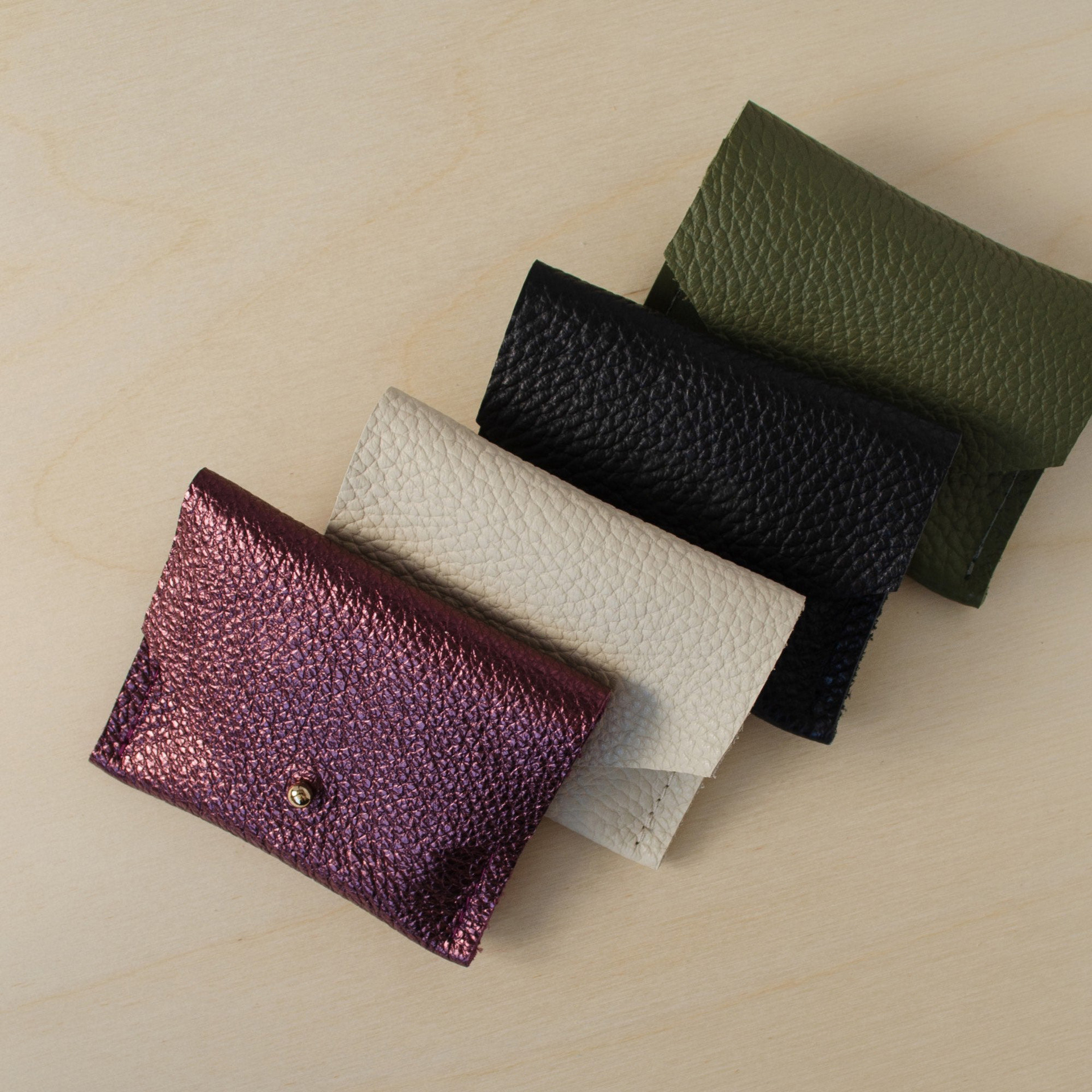 Creative personalized PU jewelry ring bag, small and portable jewelry stud jewelry bag, gift ring storage bag Specification image