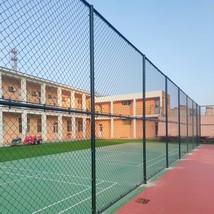 球场围网足球场围栏篮球场护栏门体育场围网学校操场安全防护栏网