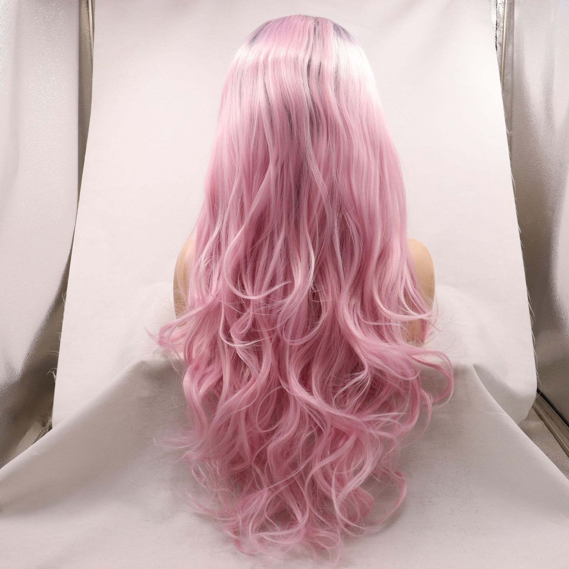 NEW LOOK20221 Cross-border exclusive women's European and American wig cover, synthetic fiber dyed long curly hair, pink gradient Application Scenario