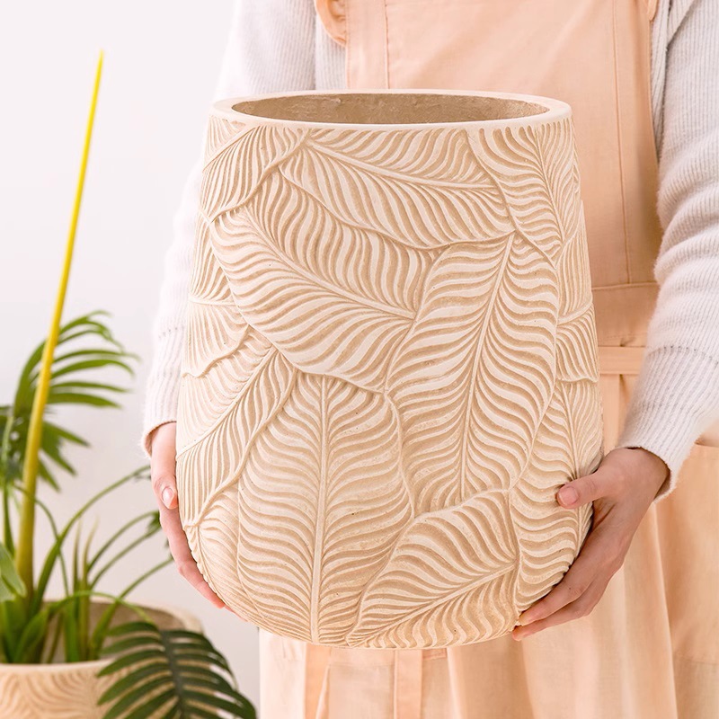 Vintage Cement Flowerpot King-Size Balcony Millennium Wood Dragon Blood Tree Lily Bamboo Bird Of Paradise Lemon Tree Home Flowerpot Application Scenario