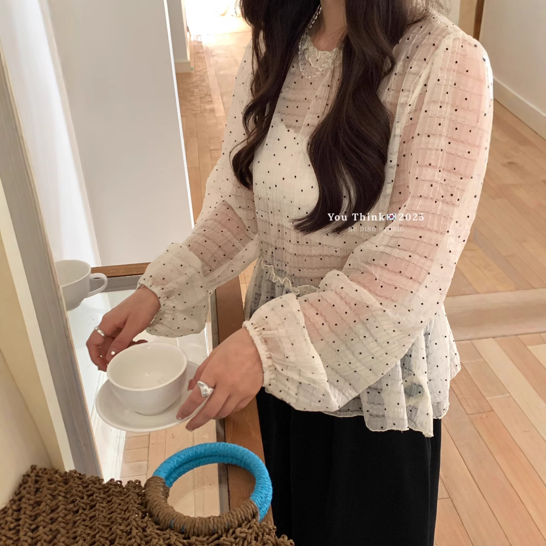 The new spring women's wear from the new Chinese style of Thirteen Factories features a fashionable and niche polka dot lace patchwork and layering chiffon blouse that looks stylish Specification image