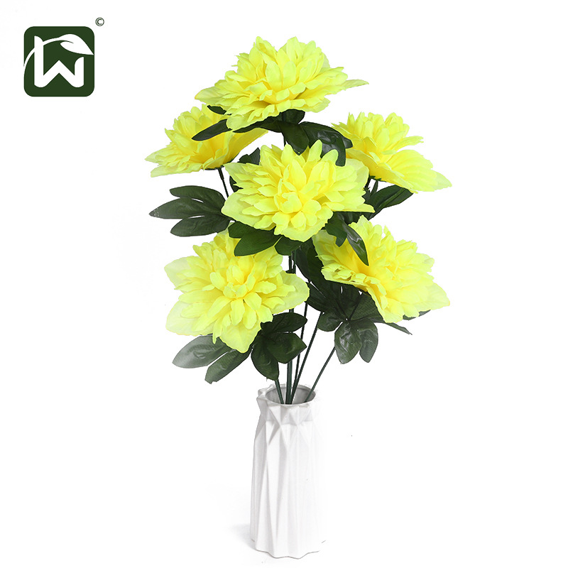 Cheap and elegant funeral supplies for visiting graves and paying respects during the Qingming Festival, such as preserved flowers, cemetery tomb-sweeping flowers, and flower heads and flowers
