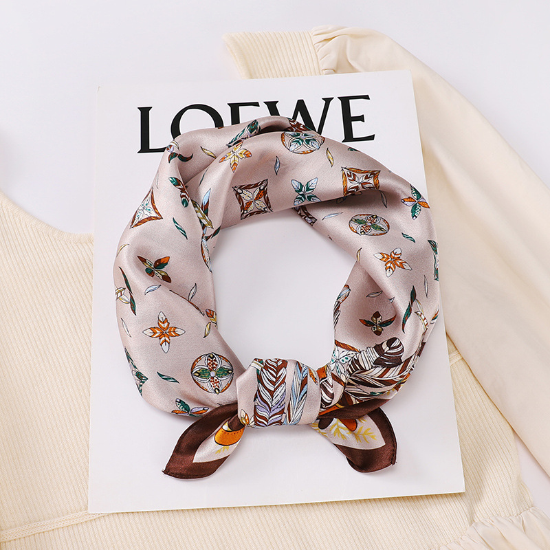 Tie Bag New Style Silk Scarf Fashion Silk Small Square Scarf Everything Printed Mulberry Silk Scarf Casual Small Silk Scarf Scarf Application Scenario