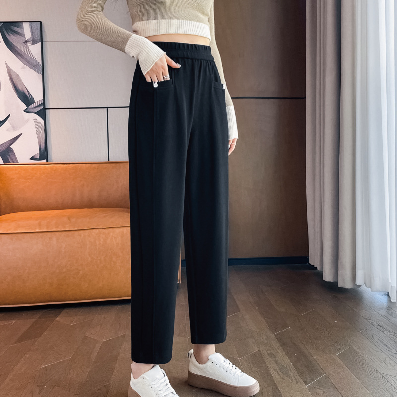 2024 Spring style women's casual pants with a slight elasticity, loose, high-waisted, slimming, and comfortable drape, imitating wool pants Application Scenario