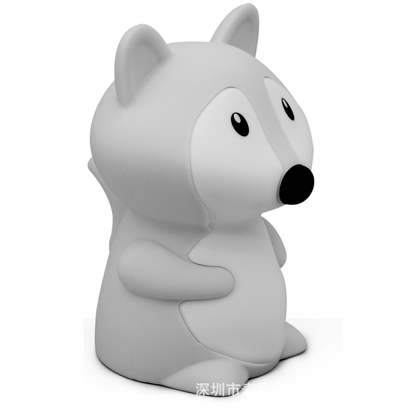 跨境爆款狐狸白底实物图