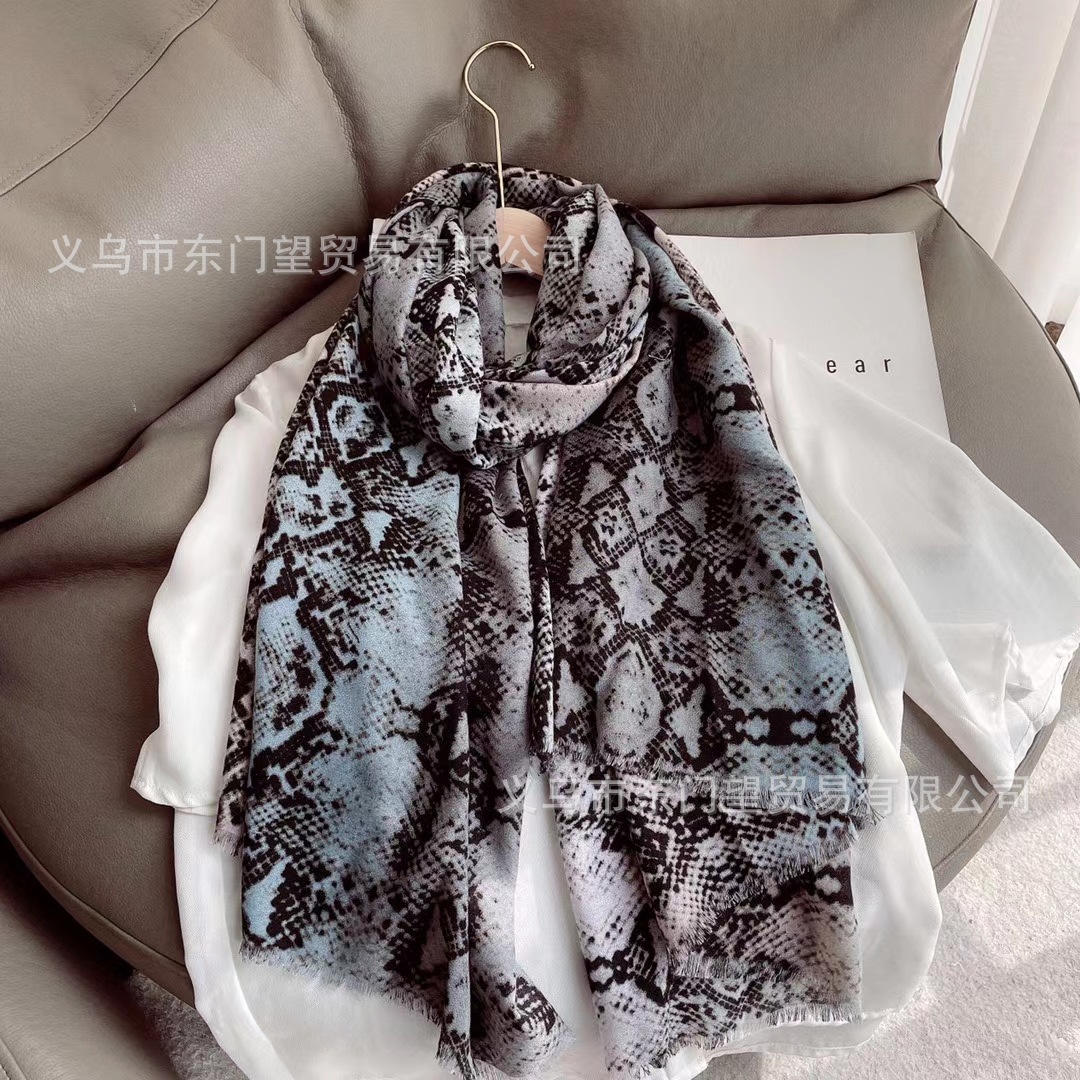 Dongmenwang New Scarf Leopard Print Splicing Color Shawl Gradual Leopard Print Snake Print Animal Print Gauze Scarf Can Be Customized Decoration Specification drawing