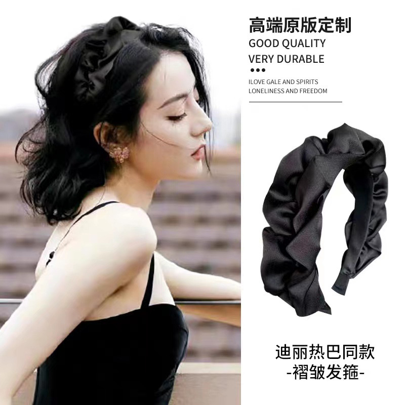 Free shipping ~ High top black pleated hairband for women, a versatile new trendy headband for washing face and hair, with wide edges details Picture
