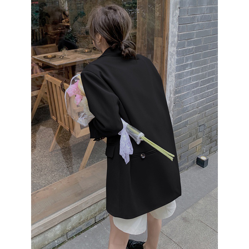 chic grey mini suit jacket for petite women, a new Spring 2022 collection with a high-end and design-oriented niche style Application Scenario