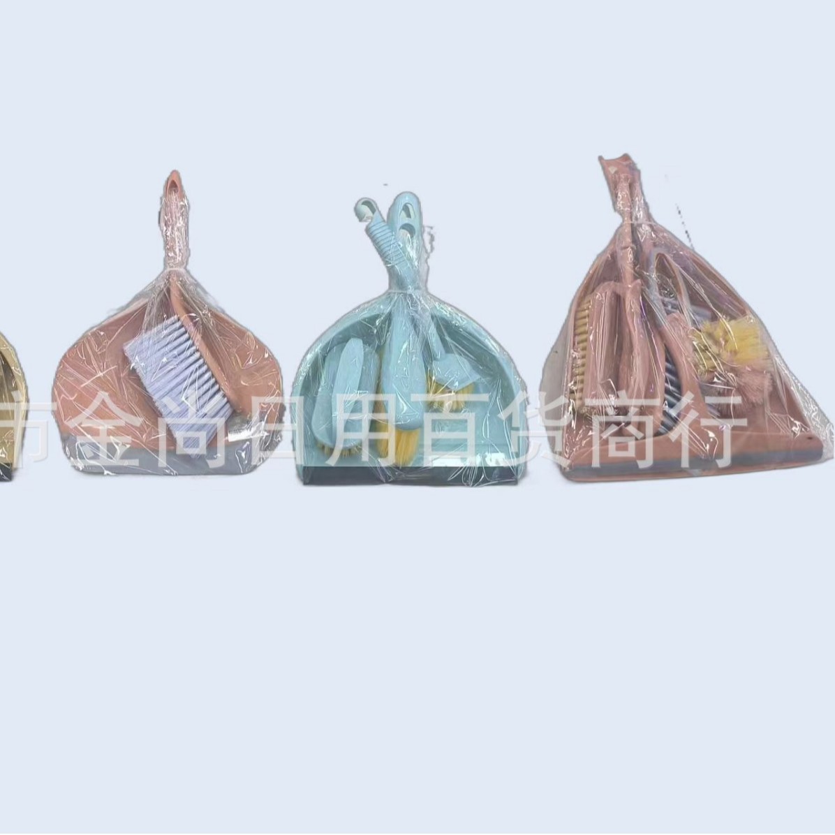 Combination set brush, computer brush, dustpan set brush, household cleaning clothes brush, sundries basket, desktop, bathroom floor details Picture