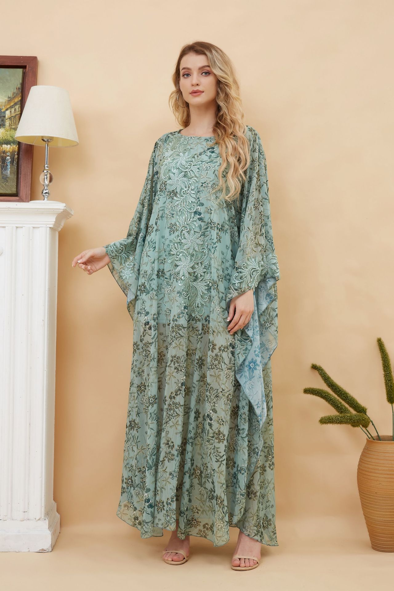 Zd019 Cross-Border Women's Foreign Trade Amazon Ebay Aliexpress Dubai Turkish Muslim Dress Application Scenario
