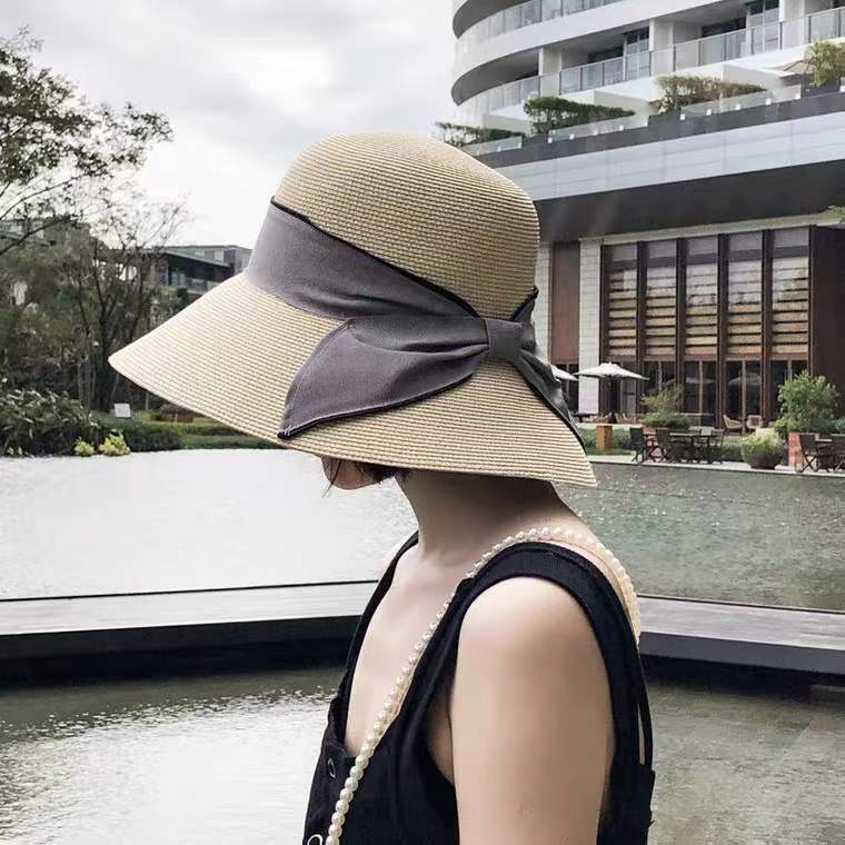 Instagram Straw Hat Women's Summer Foldable Beach Hat Face Visor Hat Bow Fisherman Hat Sun Hat Basin Hat Application Scenario