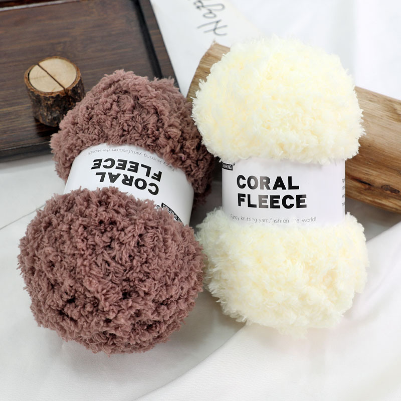 Skin-friendly plush yarn balls, coral plush yarn balls, hand-woven material bags wholesale, three-strand diy Specification image