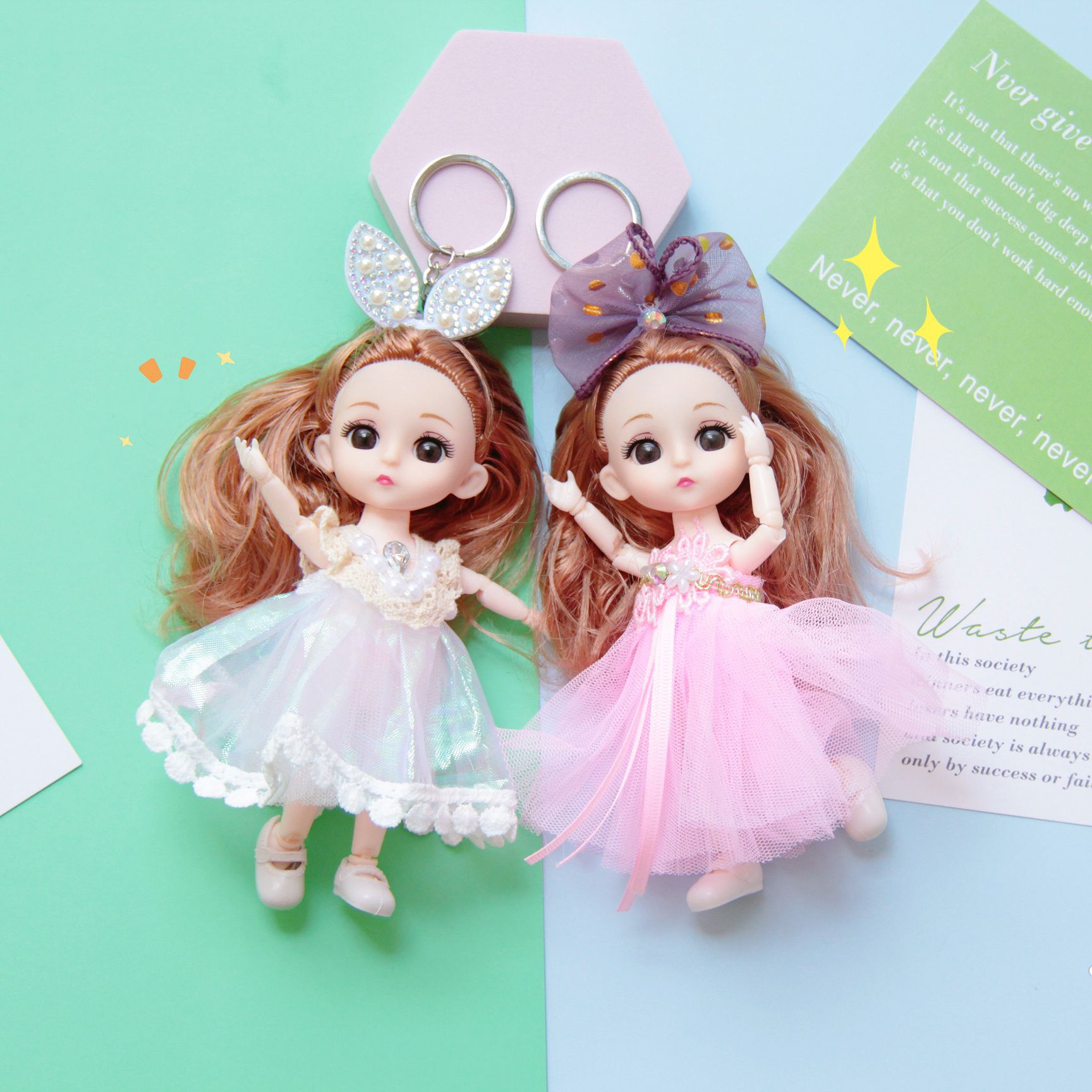 玩具/拉布布/芭比娃娃/奥特曼/拉布布盲盒产品图