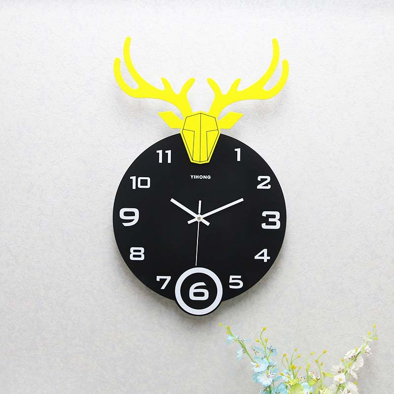A Red Fashion Quartz Clock Wall Clock Living Room Creative Modern Simple Wall Watch European Silent Bedroom Clock Decoration details Picture