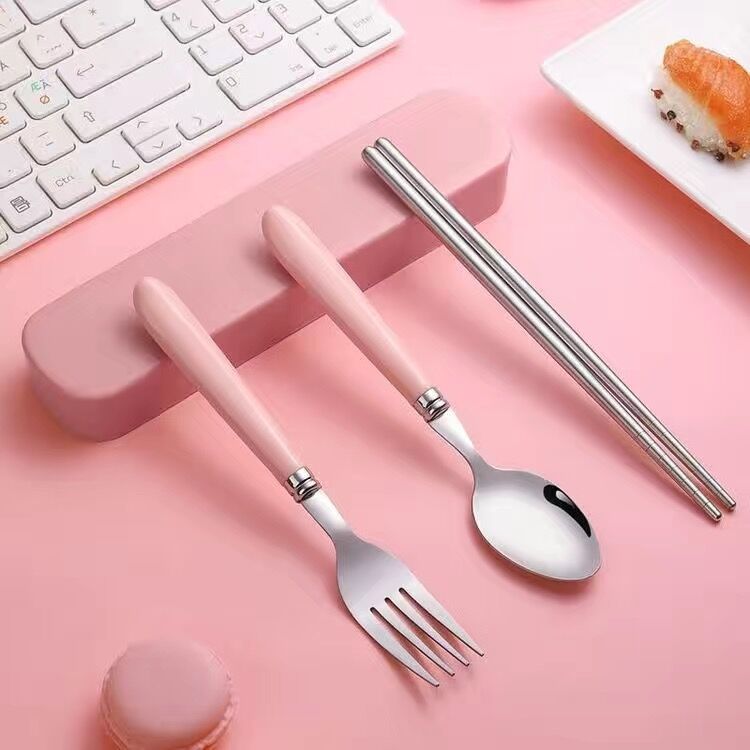 Portable Tableware Set Three-Piece Stainless Steel Spoon Chopsticks Fork Internet Celebrity Students Children Adult Tableware Gift Application Scenario