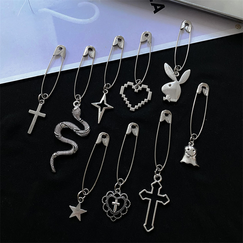 Gothic style, dark millennium, hot girl, cross, sweet love, alloy head accessories, shoes, bags, small hanging decorations, trendy accessories