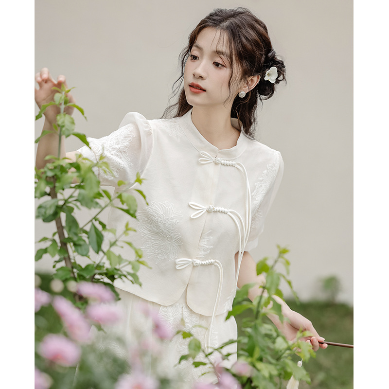 High-quality women's clothing from physical stores for the summer of 2024, featuring a new style of artistic Chinese style, short-sleeved tops and skirts Specification image