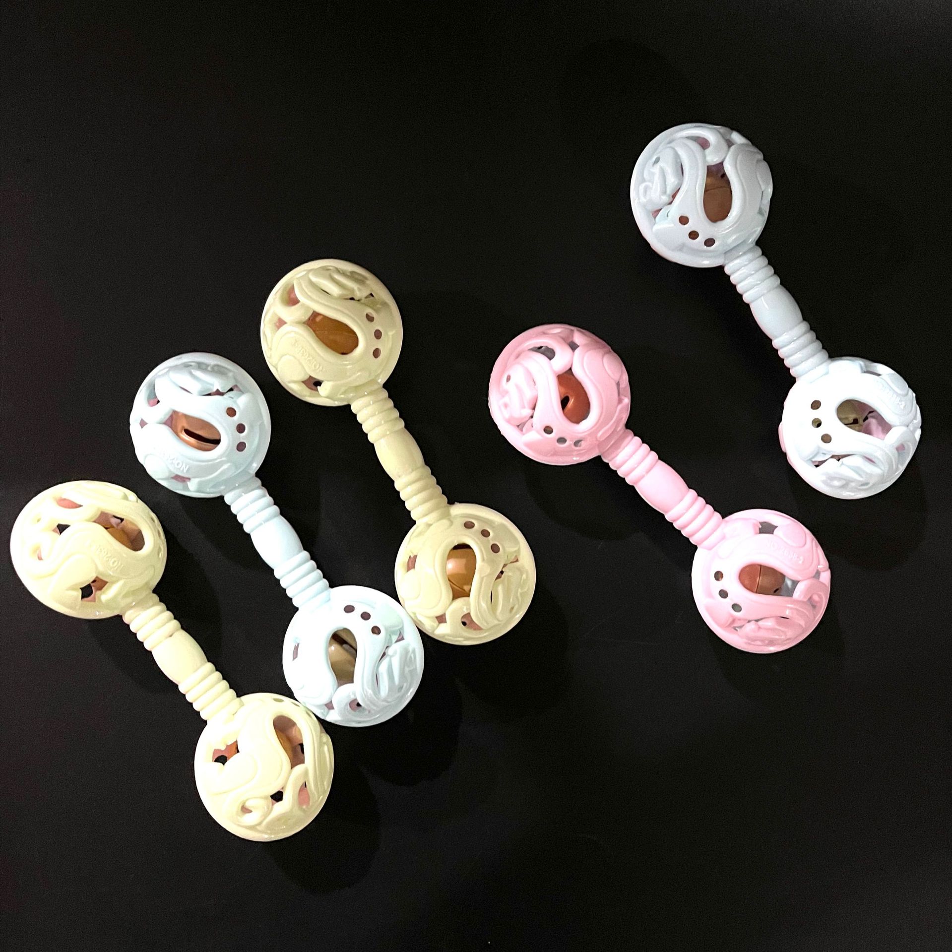 【 Zone 3-7 】2638 Double-head Rattle 12/ Pack 1800/ piece 1 yuan 2 yuan Supply Double-head hand rattle, hand-held small toys, rattle toys, baby hand-held bells, gift wholesale