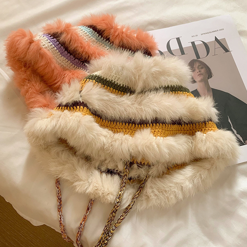 Brand [Sondona] 2025 New Autumn And Winter Plush Ear-Protecting Hat For Adult Women, Korean Style, Versatile Color Contrast, Knitted Rope, Making The Face Look Smaller, Warm, Versatile, Relaxed, High-End Atmosphere, Ethnic Style Fisherman's Hat Application Scenario