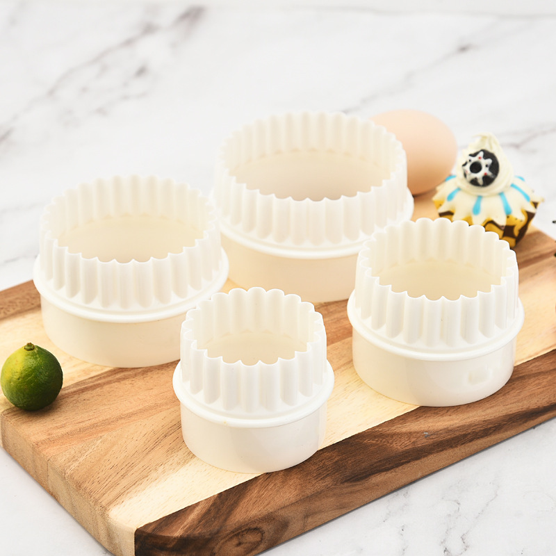 Round wavy tooth fondant cutting die baking mold details Picture