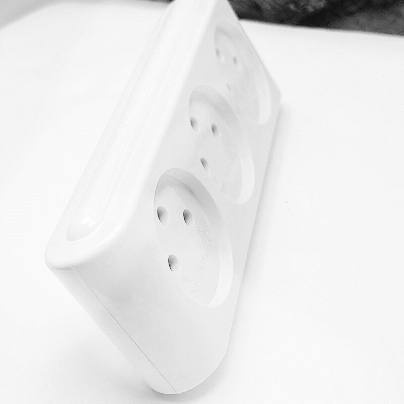 Cross-Border Foreign Trade Wholesale And Retail Palestine White Plastic Copper Core 1 To 3 Socket Manufacturers Direct Household Industry details Picture
