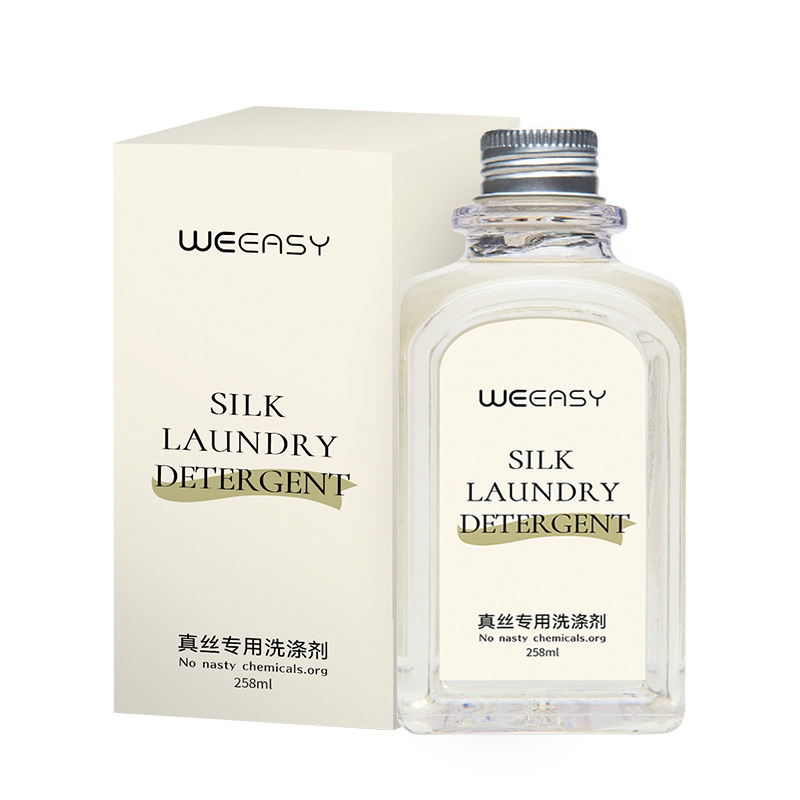 加工定制真丝桑蚕丝专用洗涤剂丝绸洗衣液护理手洗洗蚕丝被清洗剂白底实物图