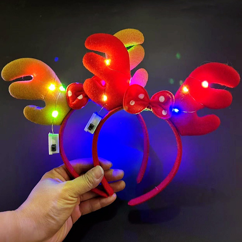Luminous Christmas headband Christmas Eve gift Santa Snowman antler headband Festive party decoration stand Luminous headband Application Scenario
