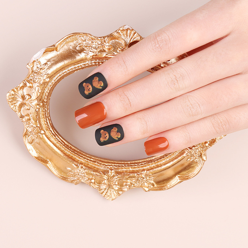 In 2022, Oli's new wearable nail and nail plate wholesale products, detachable nail patches, short wearable nail plates, exclusively for export