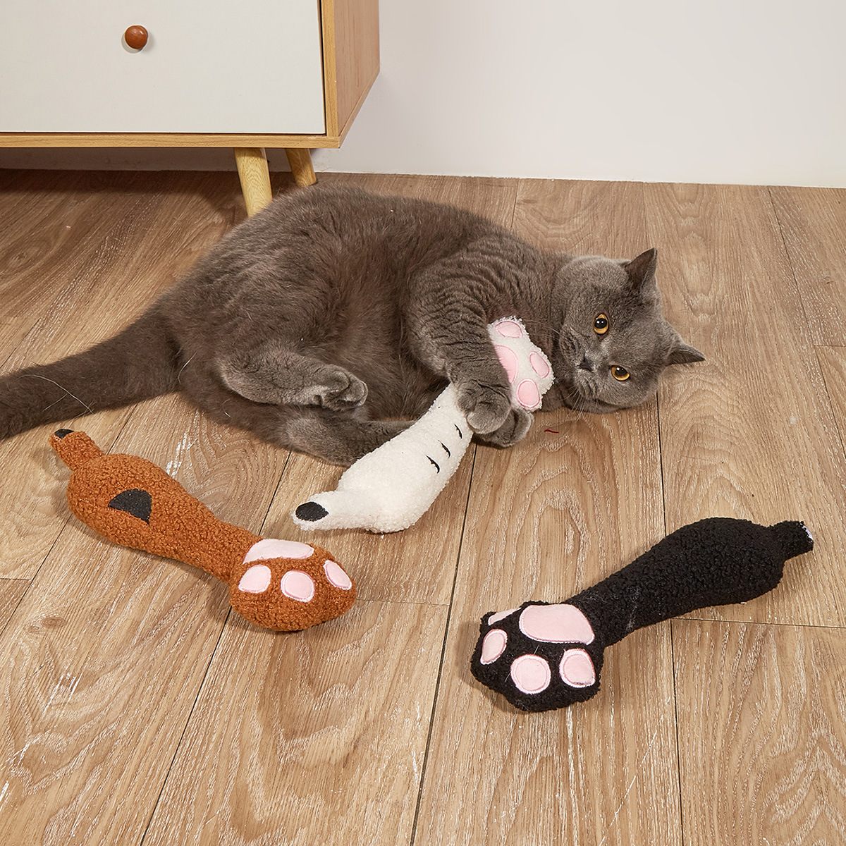 Discounted plush toy simulation cat scratches with catnip, chewable and teething cat toys, cross-border pet supplies