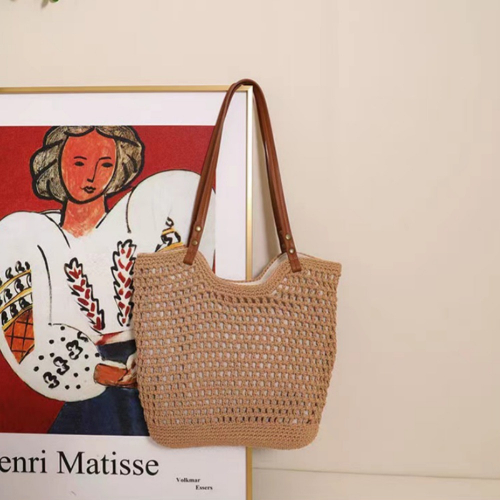 Ladies' handbags, plain woven straw bags, beach bags, hand-woven large-capacity cotton thread vegetable baskets, travel and vacation Application Scenario