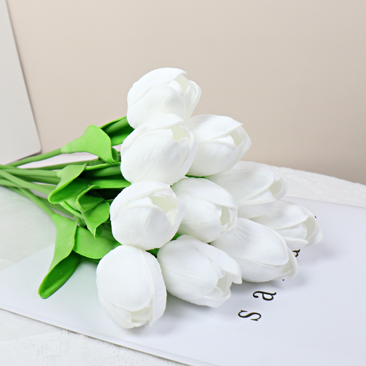 Feel Moisturizing Pu Tulip Simulation Flower Photo Fake Flower Home Decoration European Decoration Source Factory Direct Supply details Picture