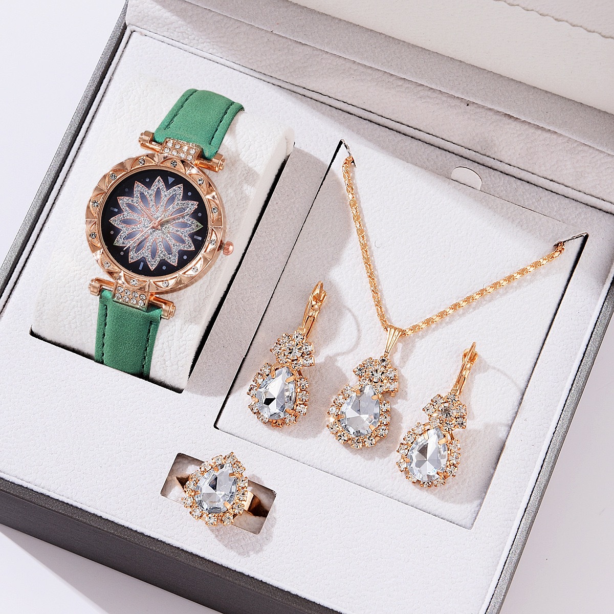 Foreign Trade Women's Temperament Beautiful Creative Gift Set Diamond-Encrusted Watch Jewelry 4Pcs/Set No Gift Box Wrist Watch Application Scenario