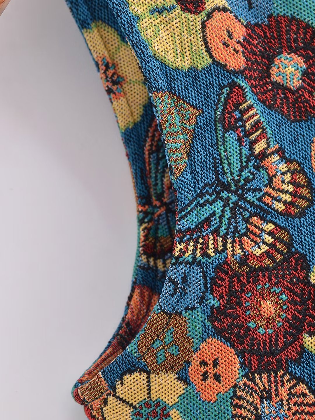 Wholesale Amazon Spring new women's clothing floral jacquard V-neck single-breasted pocket vest from Europe and America Specification image