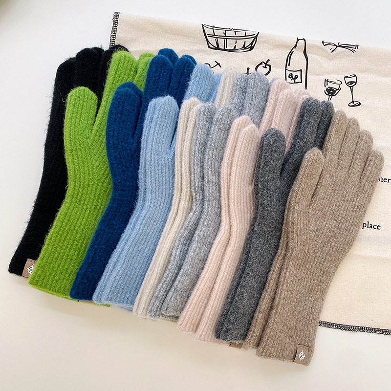 Lana leak dedo pantalla táctil guantes invierno 2022 nuevos guantes color sólido versión coreana ciclismo caliente guantes de punto mujeres details Picture
