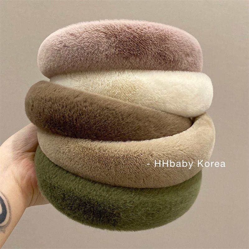 Korean imitation rabbit fur sponge hair band raises the top of the head. The red and fluffy headband is a unique and fashionable hair accessory for women details Picture