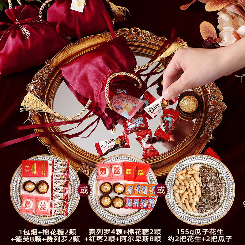 Creative European-style wedding gifts, wedding candy bags, and creative wedding candies in an ins style Specification image