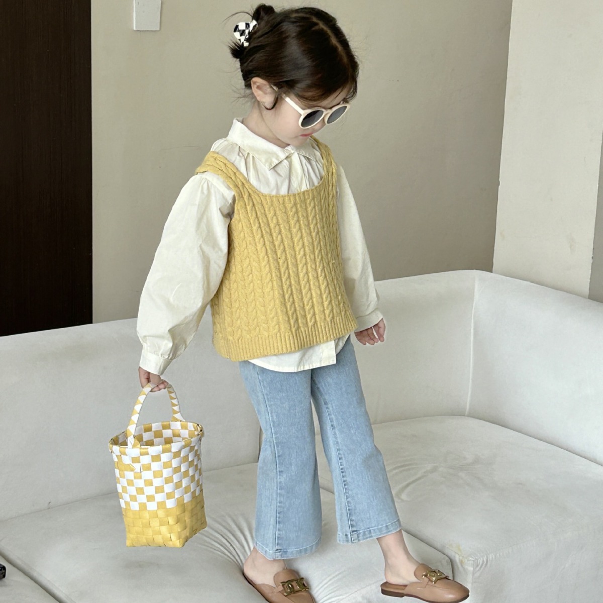 Children's stylish top 2024 Spring and Autumn new children's clothing, Korean-style lapel shirt, halter and woolen vest for little girls