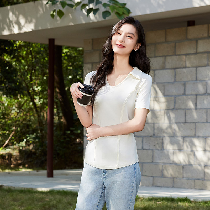 衣服/女装/尾货/内搭/特大码女装产品图