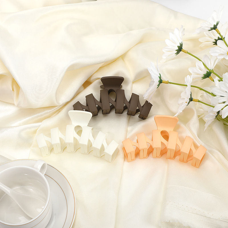 Ins Frosted Large Grab Clip Hairpin Women's Hair Accessories Elegant Temperament Superior Sense Shark Clip Hairpin Large Clip Headpiece Specification drawing