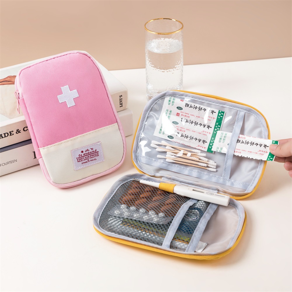 Carry-On Medical Kit Medicine Storage Bag Small Travel Kit First Aid Kit Macaron Color Application Scenario