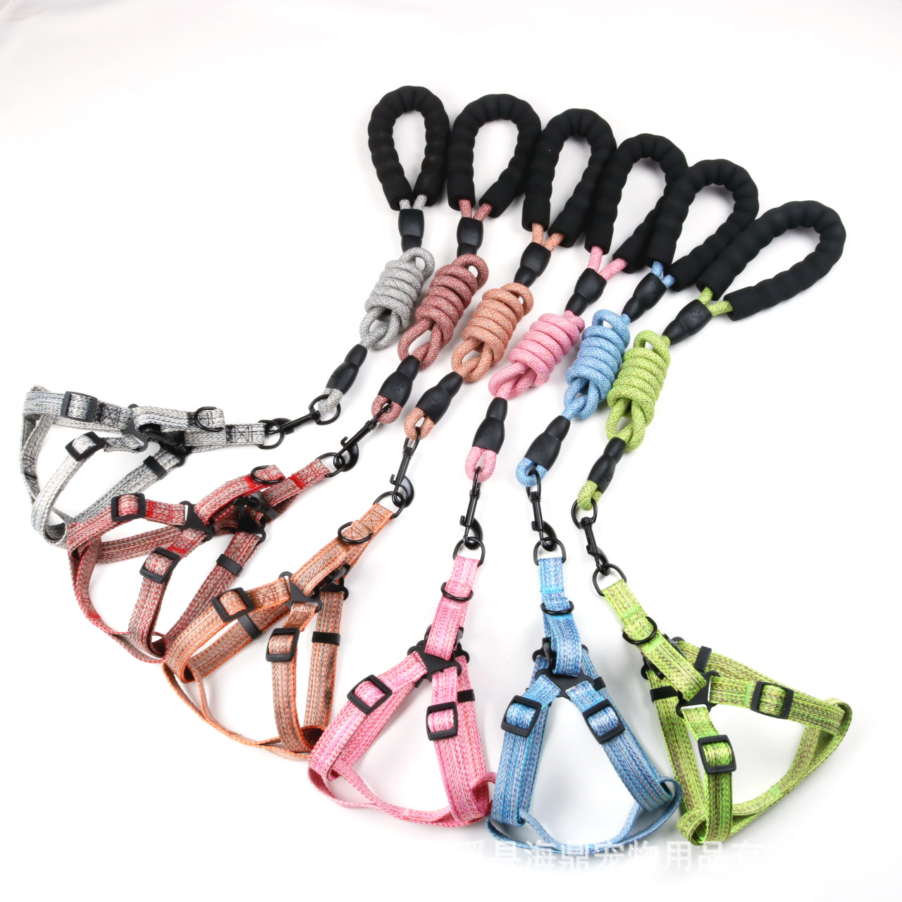 Pet linen dog leash, chest strap, Mahaha rock climbing rope, sponge handle, dog walking leash details Picture