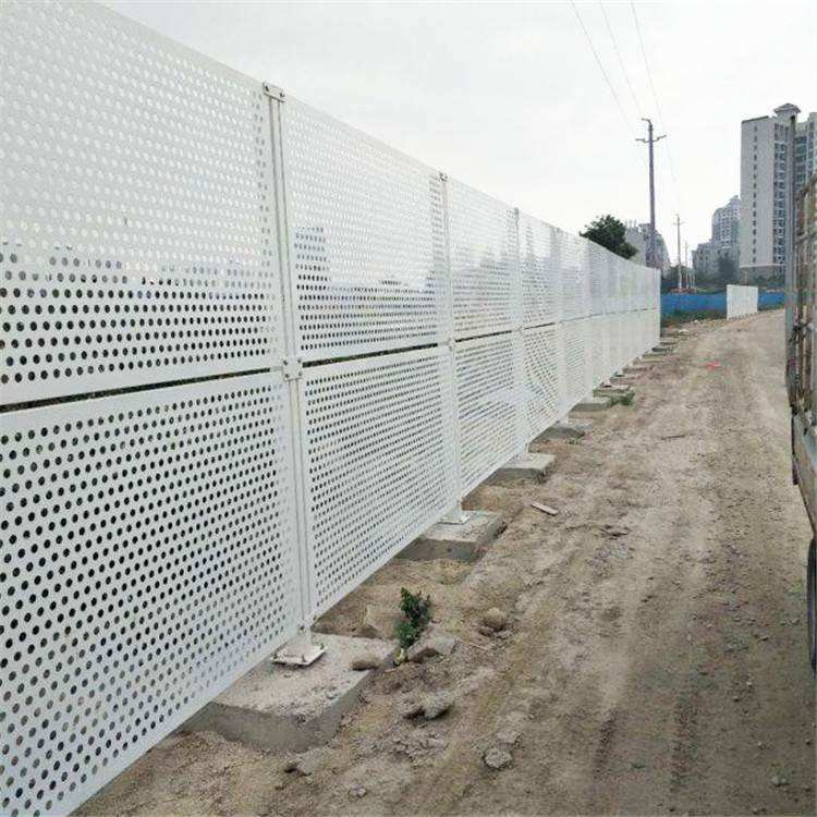 صفائح معدنية ذات فتحات معدنية على طول الطرق البلدية details Picture