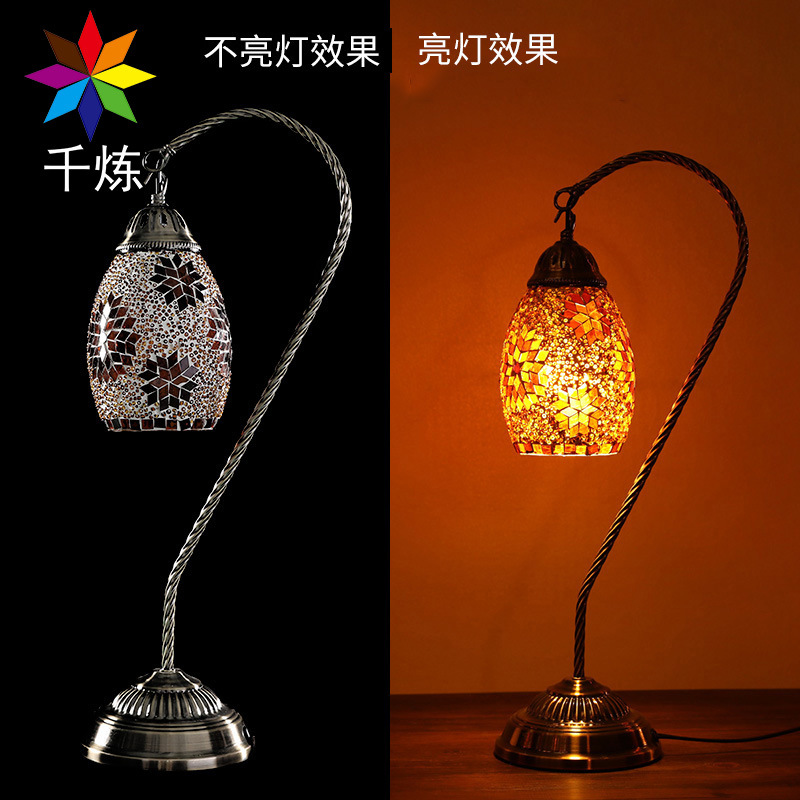 Wholesale of Turkish vintage glass lamp small table lamps for bedroom, study, coffee shop, restaurant, hotel and homestay decoration details Picture