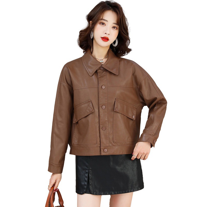 The 2022 Spring and autumn collection features a new women's leather jacket with a fashionable lapel and single-breasted button. It's a stylish motorcycle suit for a short jacket Application Scenario